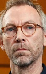 Саймон Маккуойд