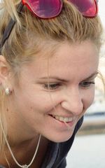 Яна Катренко