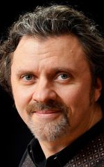 Николай Лазарев