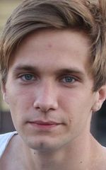 Владимир Петров