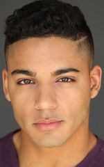 Майкл Эванс Белинг