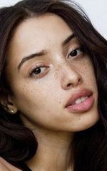 Хадиджа Ред Тандер