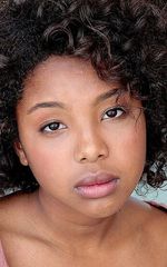 Джордан Халл