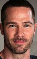 Люк МакФарлейн