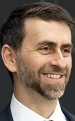 Адам Б. Стейн