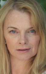 Элизабет Хири