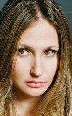 Анна Уоронкер