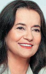 Элени Караиндру