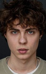 Михаил Сотников