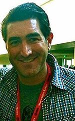 Роберт Халл