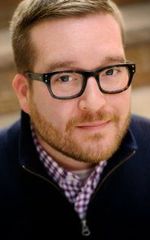 Майкл Сирил Крейтон