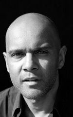 Тони Бриггс