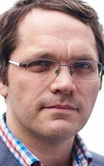 Мэттью Холнесс