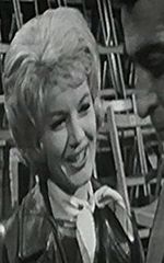 Джули Стивенс