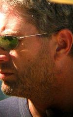 Адриан Харрисон