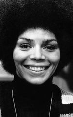 Розалинд Кэш