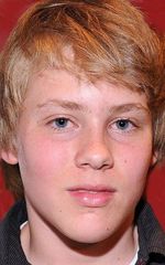 Девин Брошу